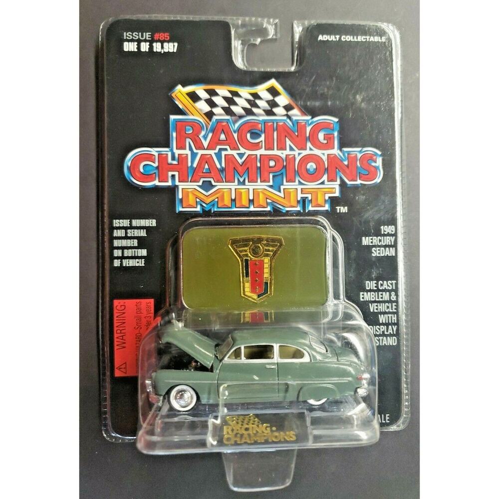 1997 Racing Champions Mint-1949 Mercury Sedan #85 Green 1:60 HW3